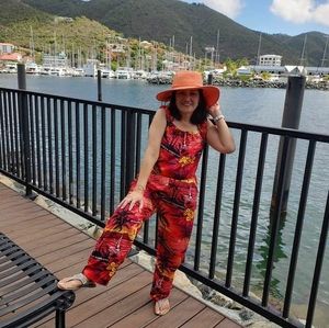 Meet your Posher, Eugenia